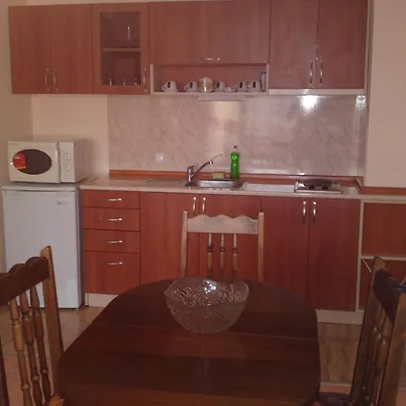 Sea View 公寓式酒店 圣弗拉斯